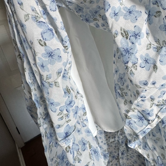 Floral Smocked Midi Dress - Picture 2 of 4